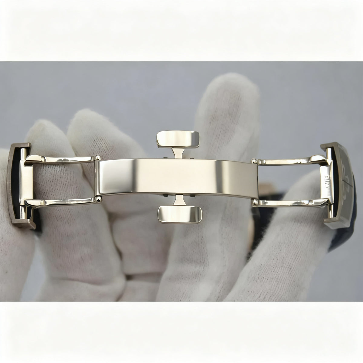Reloj elegante de pulsera para hombre