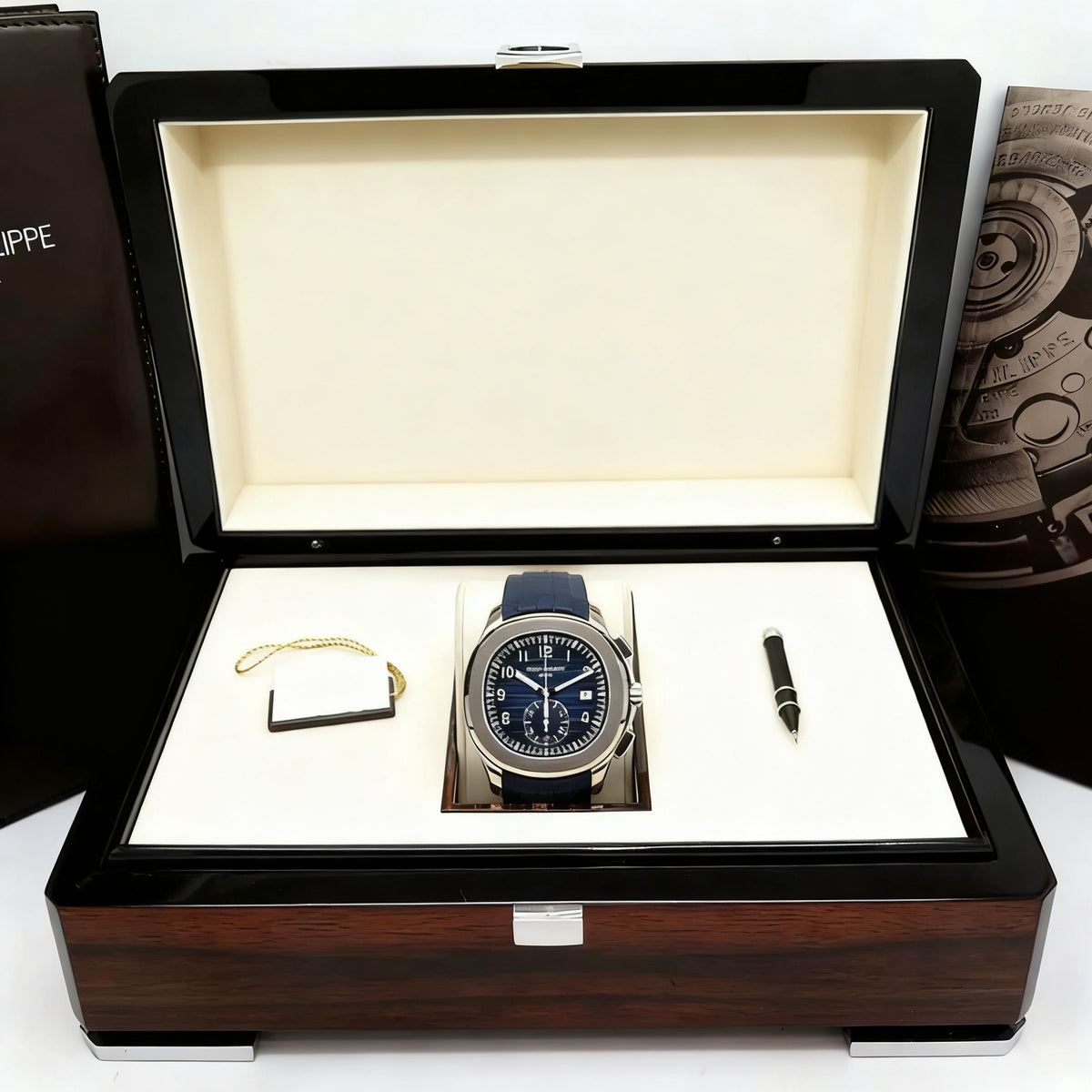 Reloj elegante de pulsera para hombre