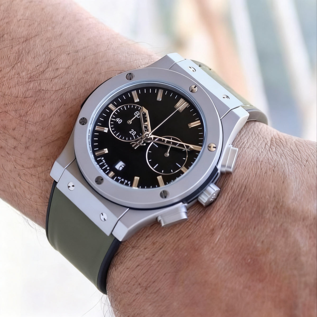 Reloj elegante para hombre color verde